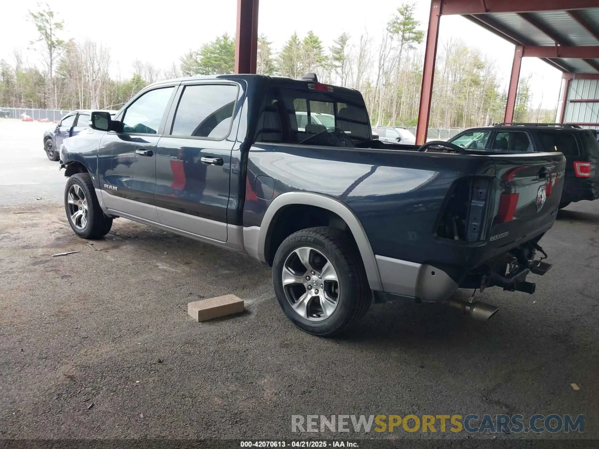 3 Photograph of a damaged car 1C6SRFJT7LN416460 RAM 1500 2020