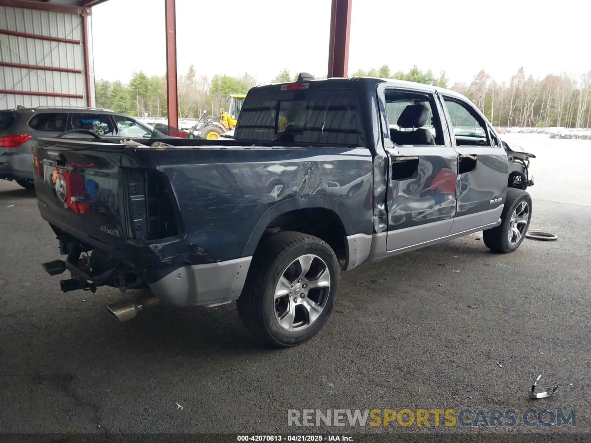 4 Photograph of a damaged car 1C6SRFJT7LN416460 RAM 1500 2020