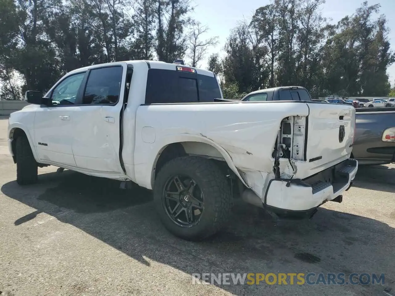 2 Photograph of a damaged car 1C6SRFJTXLN344413 RAM 1500 2020