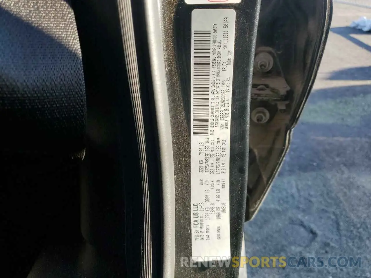 12 Photograph of a damaged car 1C6SRFLT2LN233562 RAM 1500 2020