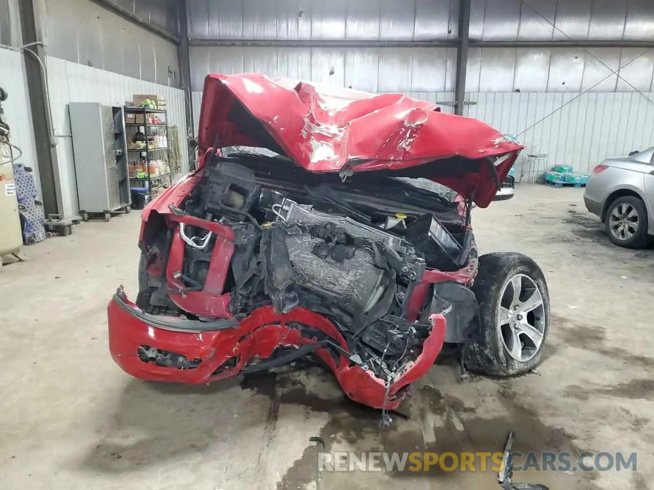 5 Фотография поврежденного автомобиля 1C6SRFLT8LN195156 RAM 1500 2020