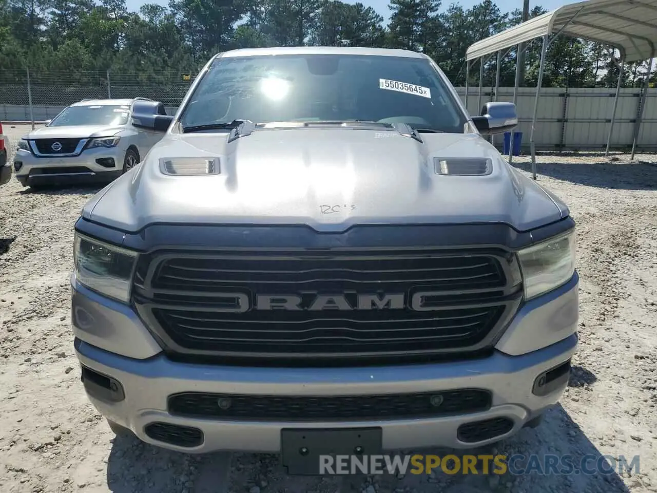 5 Photograph of a damaged car 1C6SRFLT8LN411751 RAM 1500 2020