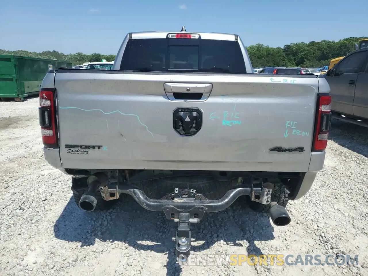 6 Photograph of a damaged car 1C6SRFLT8LN411751 RAM 1500 2020