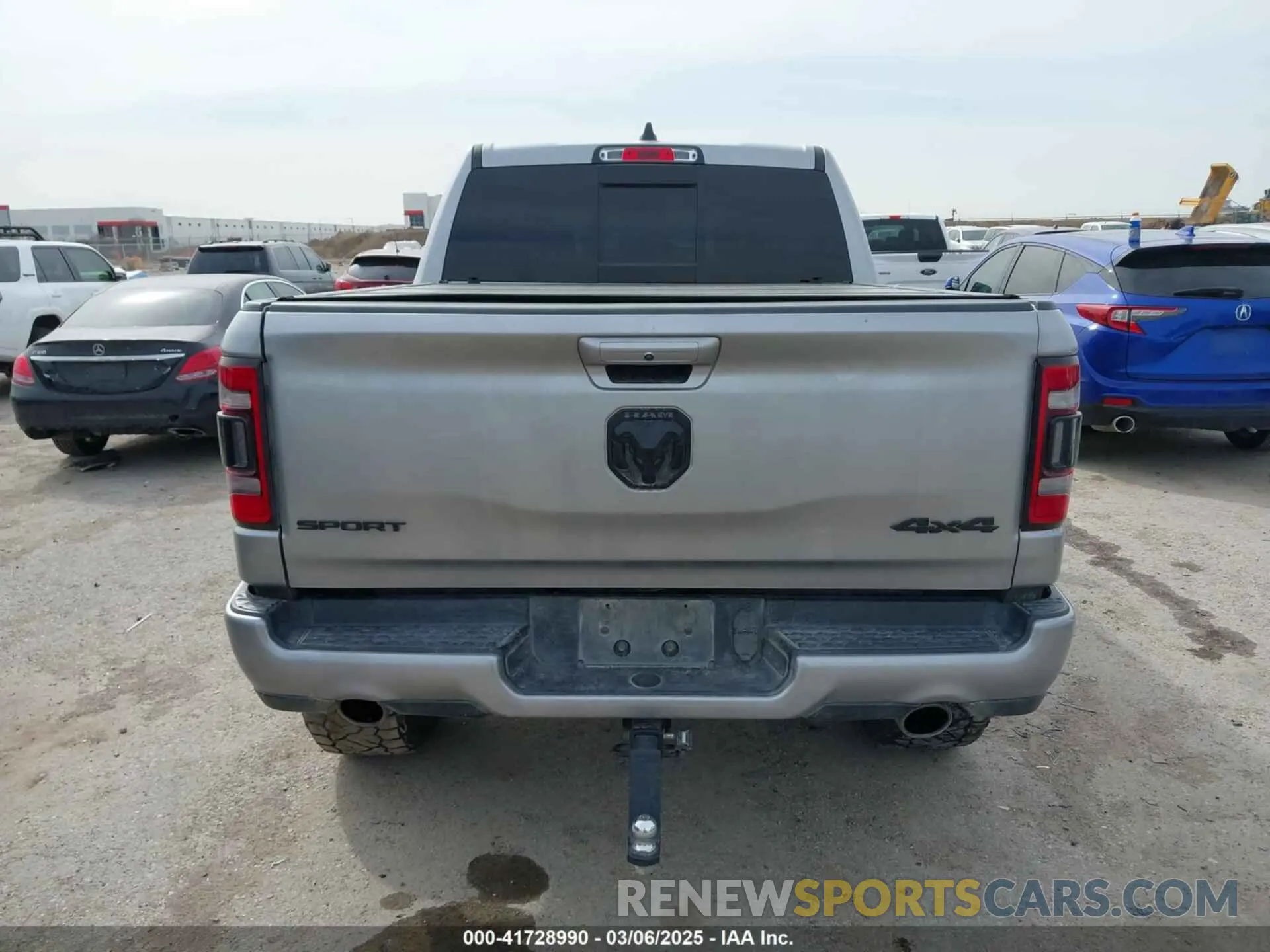 17 Photograph of a damaged car 1C6SRFLTXLN174812 RAM 1500 2020