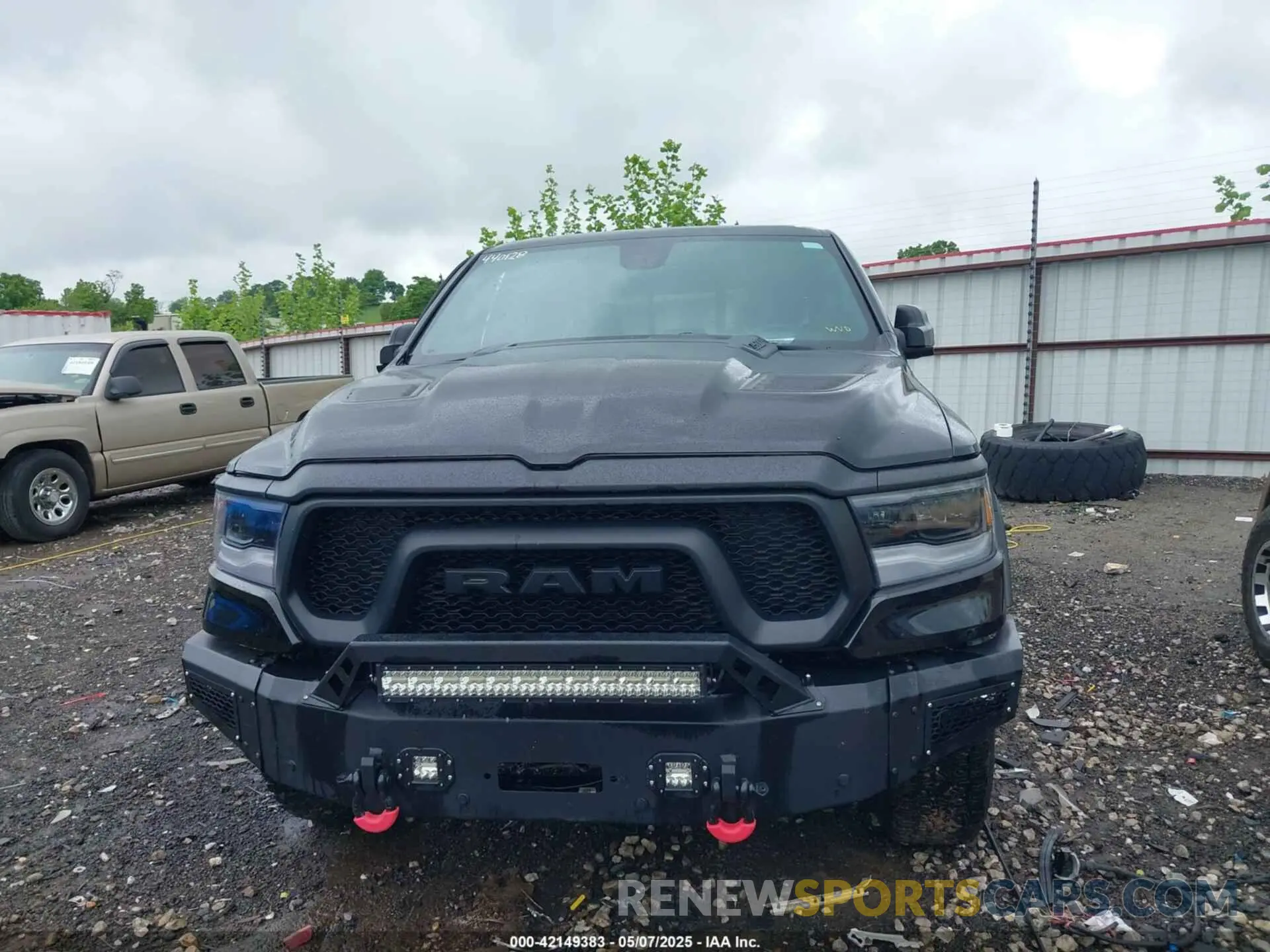 12 Photograph of a damaged car 1C6SRFLTXLN299096 RAM 1500 2020