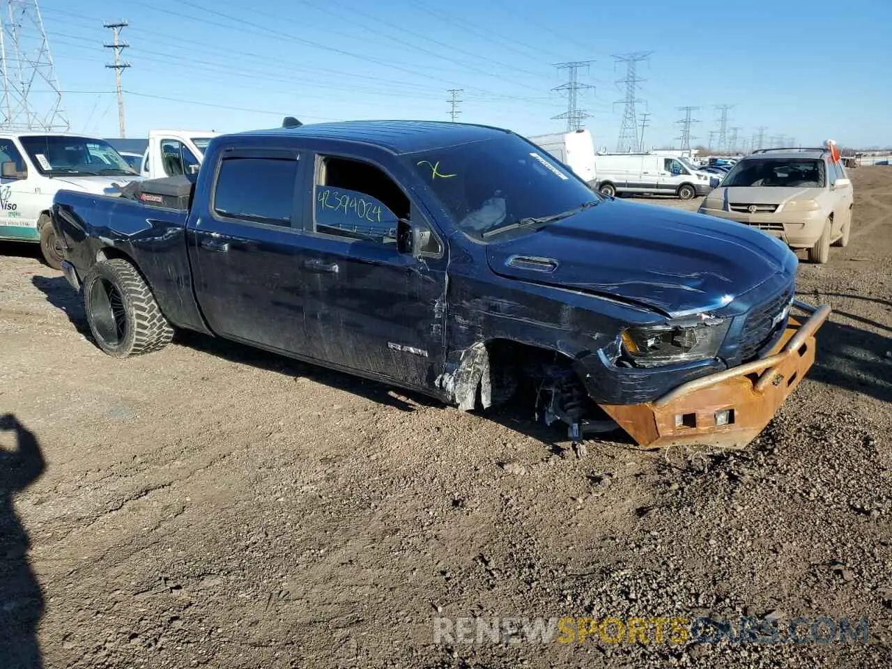 4 Фотография поврежденного автомобиля 1C6SRFMT1LN222728 RAM 1500 2020