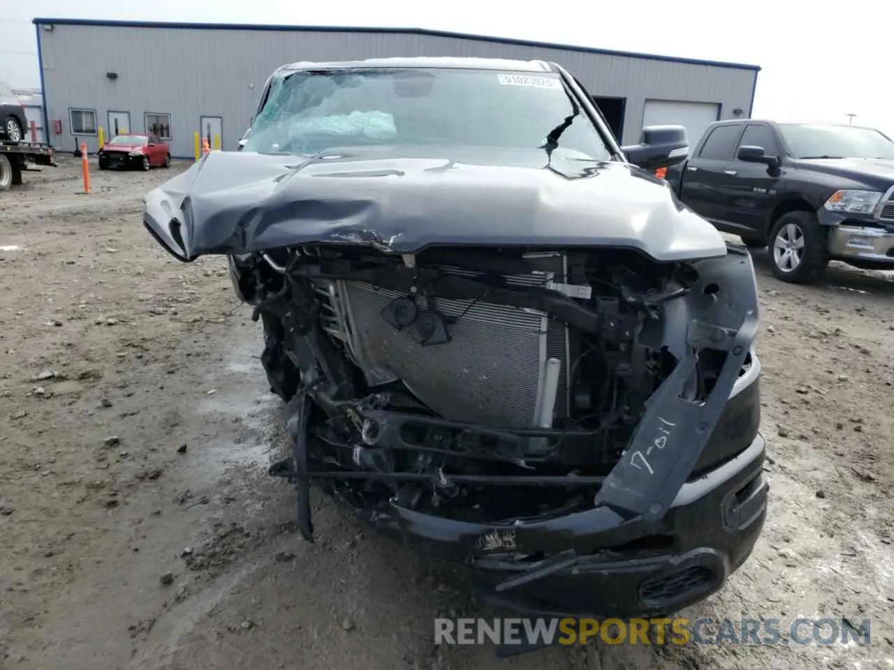 5 Фотография поврежденного автомобиля 1C6SRFMT3LN175492 RAM 1500 2020