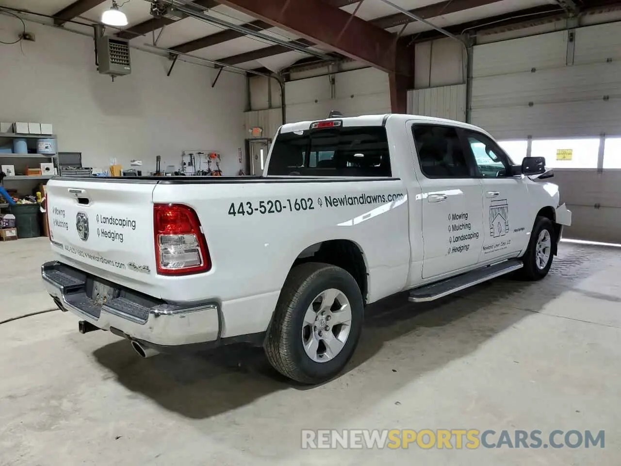 3 Photograph of a damaged car 1C6SRFMT6LN339656 RAM 1500 2020