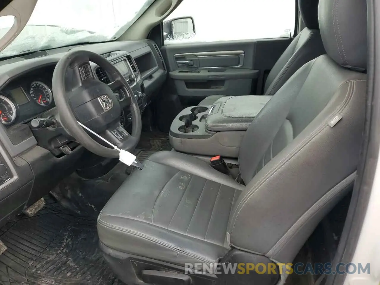 7 Фотография поврежденного автомобиля 3C6JR7DT1LG260552 RAM 1500 2020