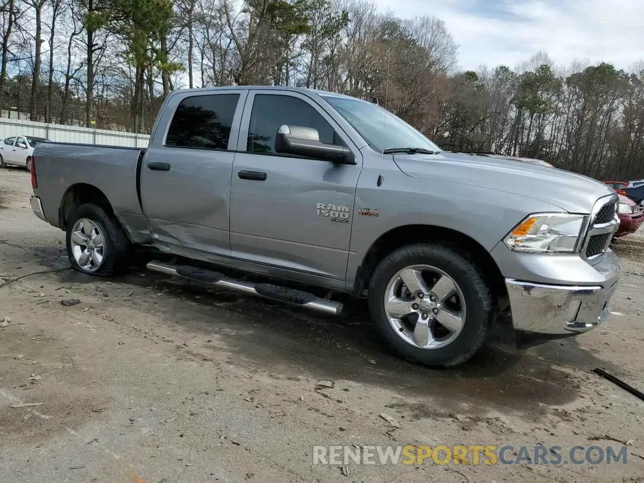 4 Фотография поврежденного автомобиля 3C6RR7KT4LG290716 RAM 1500 2020