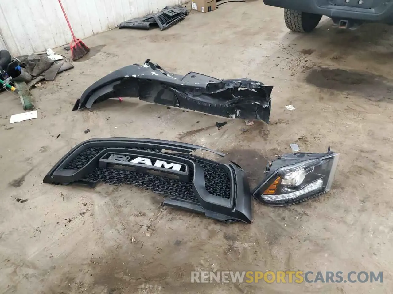 12 Photograph of a damaged car 1C6RR7GGXMS514836 RAM 1500 2021
