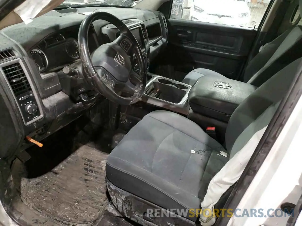 7 Photograph of a damaged car 1C6RR7KG2MS520296 RAM 1500 2021