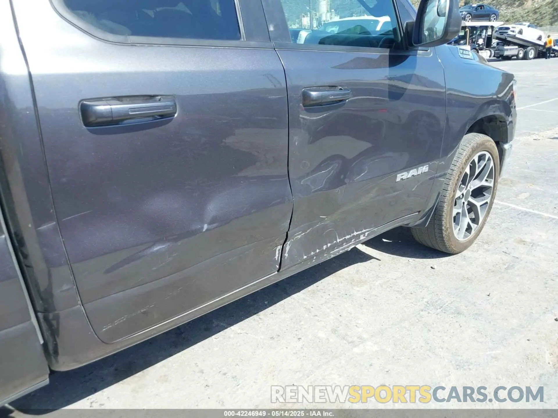 6 Photograph of a damaged car 1C6RREBG3MN743725 RAM 1500 2021