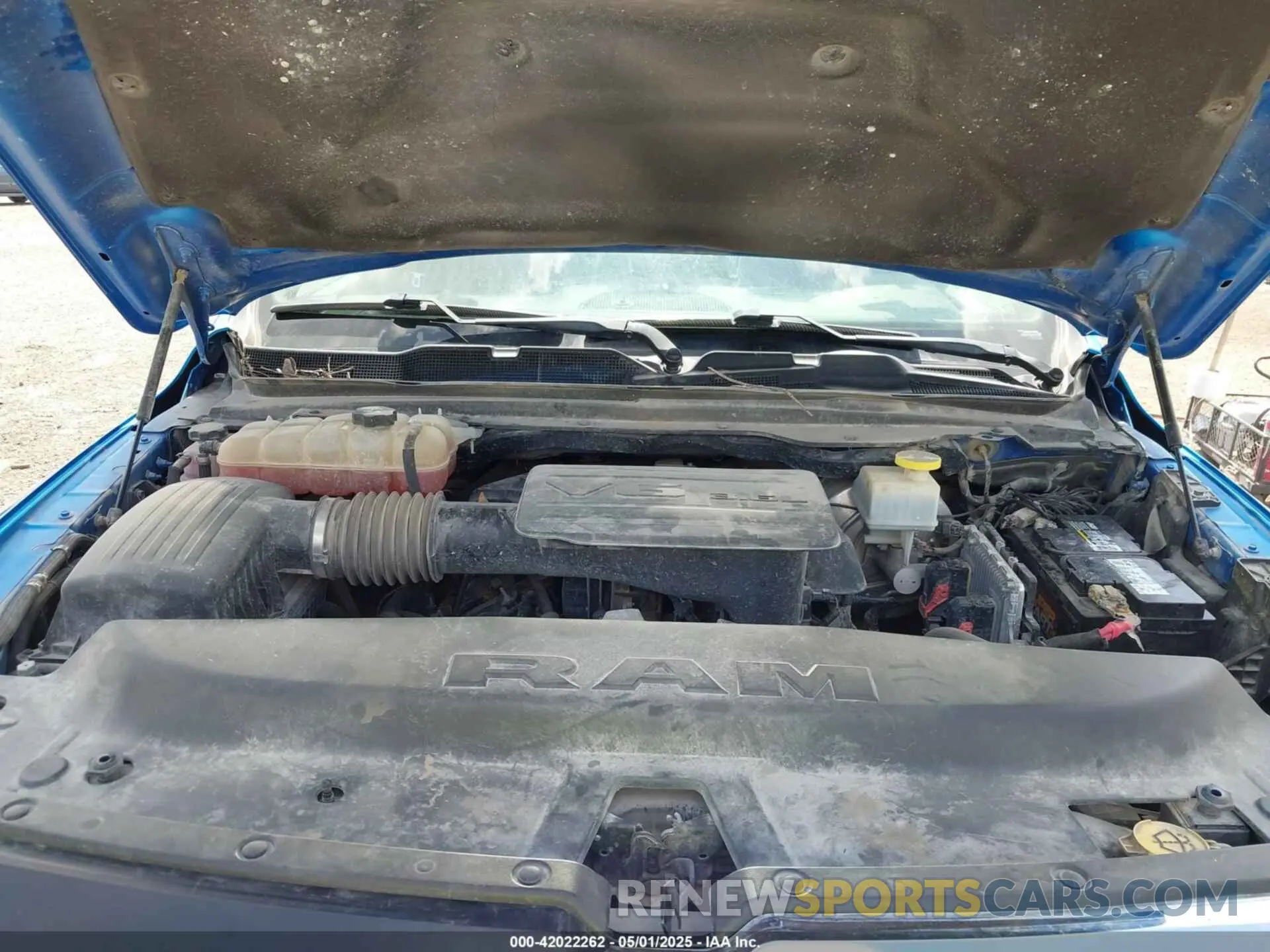 10 Photograph of a damaged car 1C6RREBG7MN708959 RAM 1500 2021