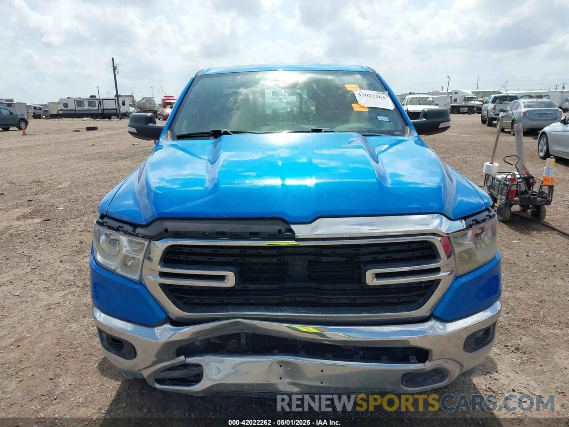 11 Photograph of a damaged car 1C6RREBG7MN708959 RAM 1500 2021