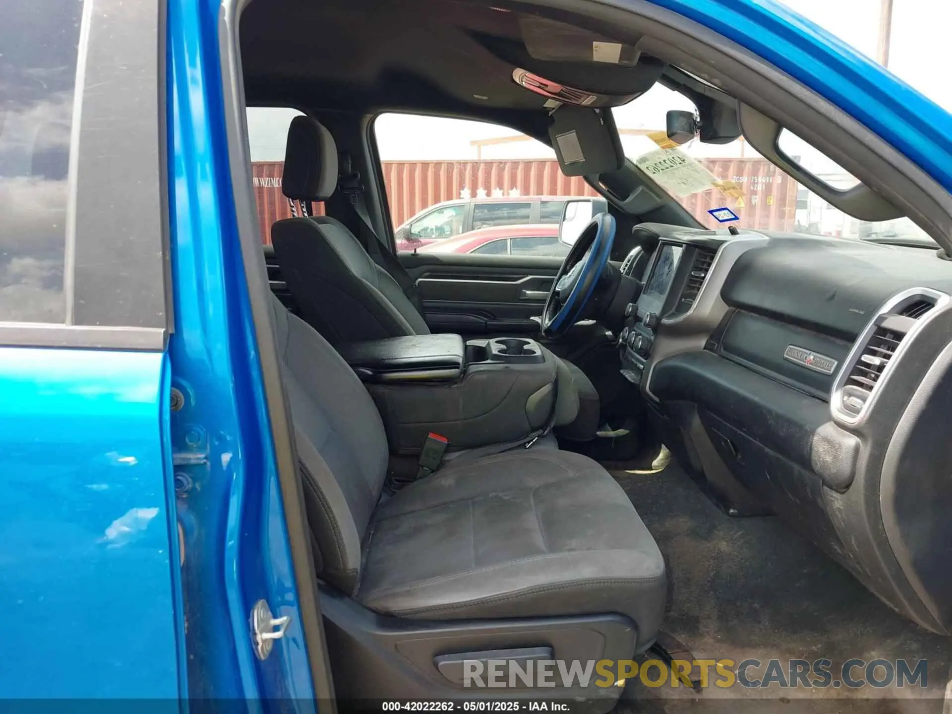5 Photograph of a damaged car 1C6RREBG7MN708959 RAM 1500 2021