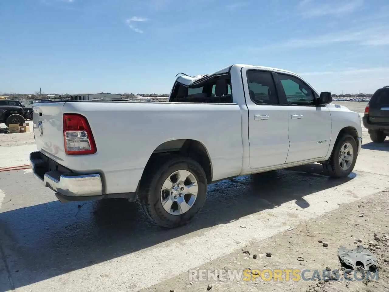 3 Фотография поврежденного автомобиля 1C6RREBT6MN712563 RAM 1500 2021