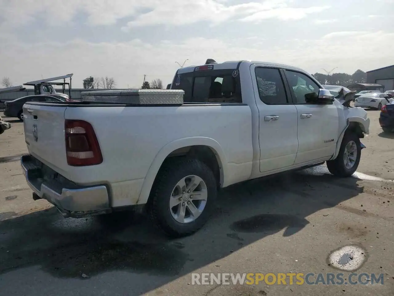 3 Photograph of a damaged car 1C6RREDT1MN815922 RAM 1500 2021