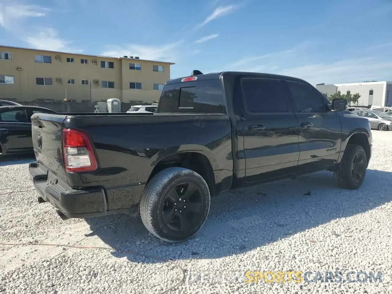 3 Photograph of a damaged car 1C6RREFT2MN660620 RAM 1500 2021