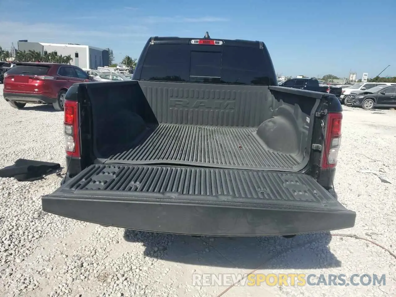 6 Photograph of a damaged car 1C6RREFT2MN660620 RAM 1500 2021