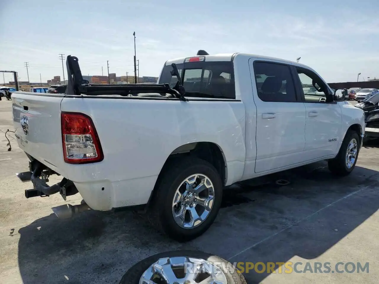 3 Фотография поврежденного автомобиля 1C6RREFT2MN747109 RAM 1500 2021
