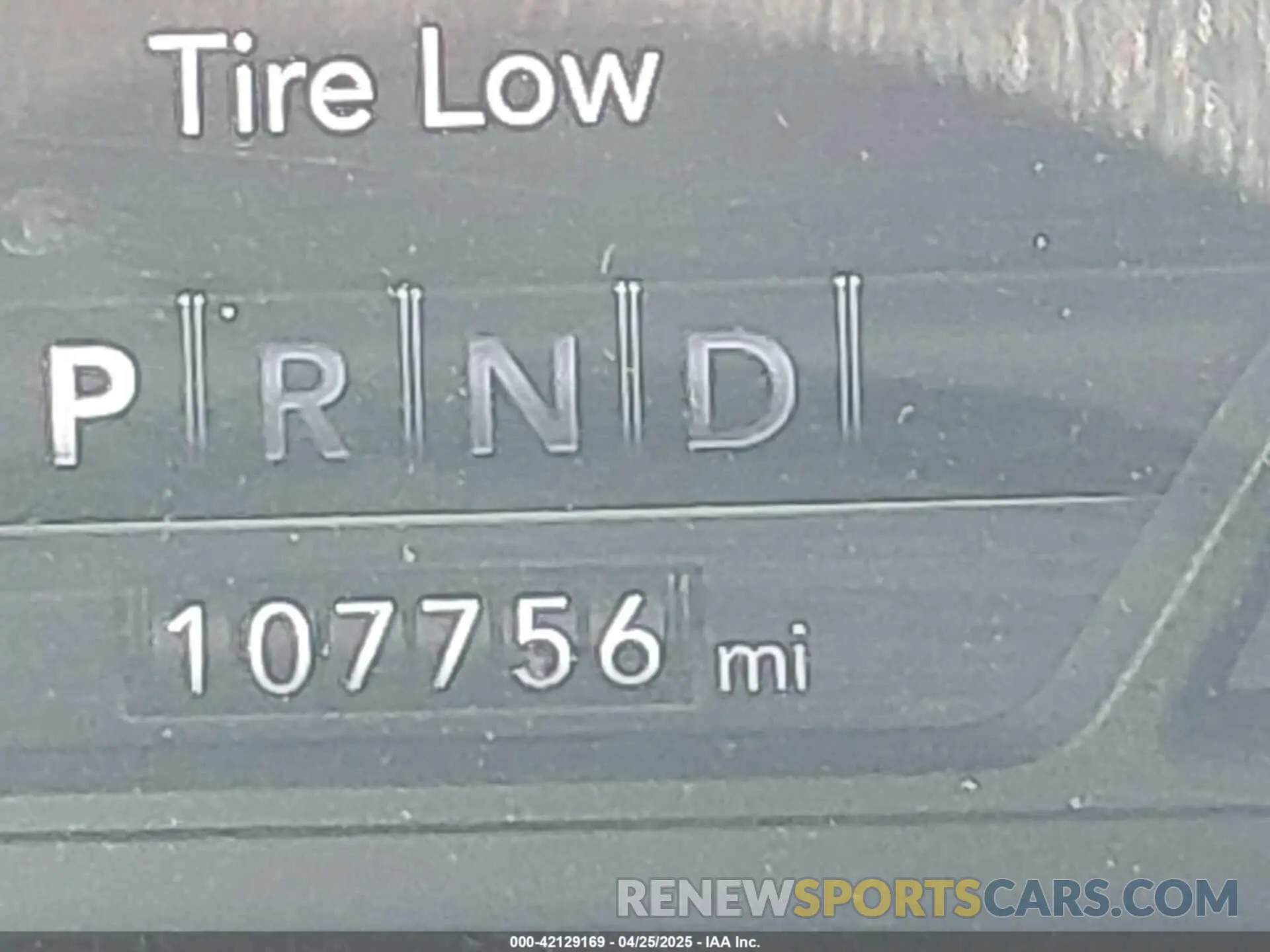 15 Photograph of a damaged car 1C6RREFT3MN647245 RAM 1500 2021