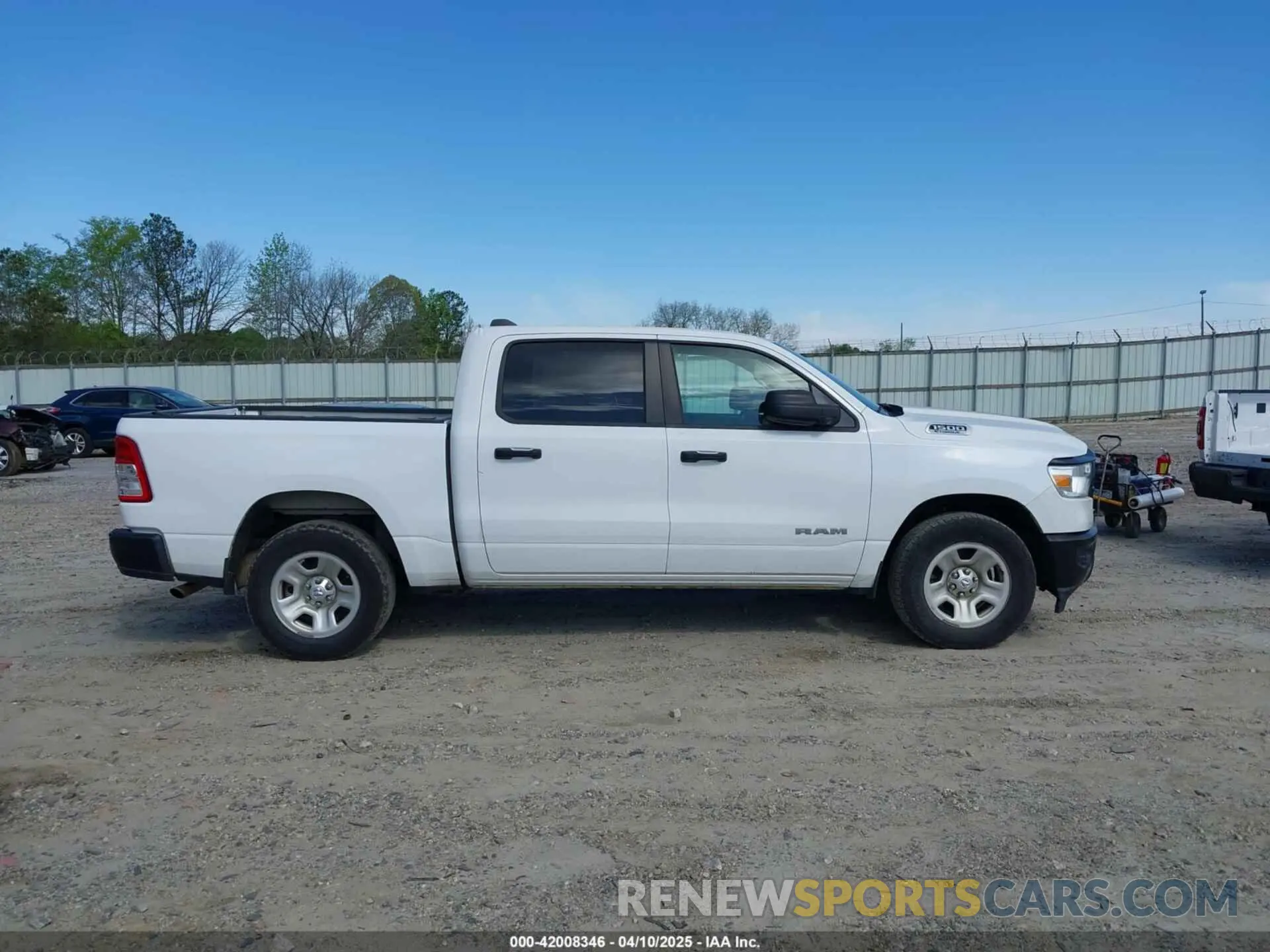 13 Photograph of a damaged car 1C6RREGG4MN690767 RAM 1500 2021