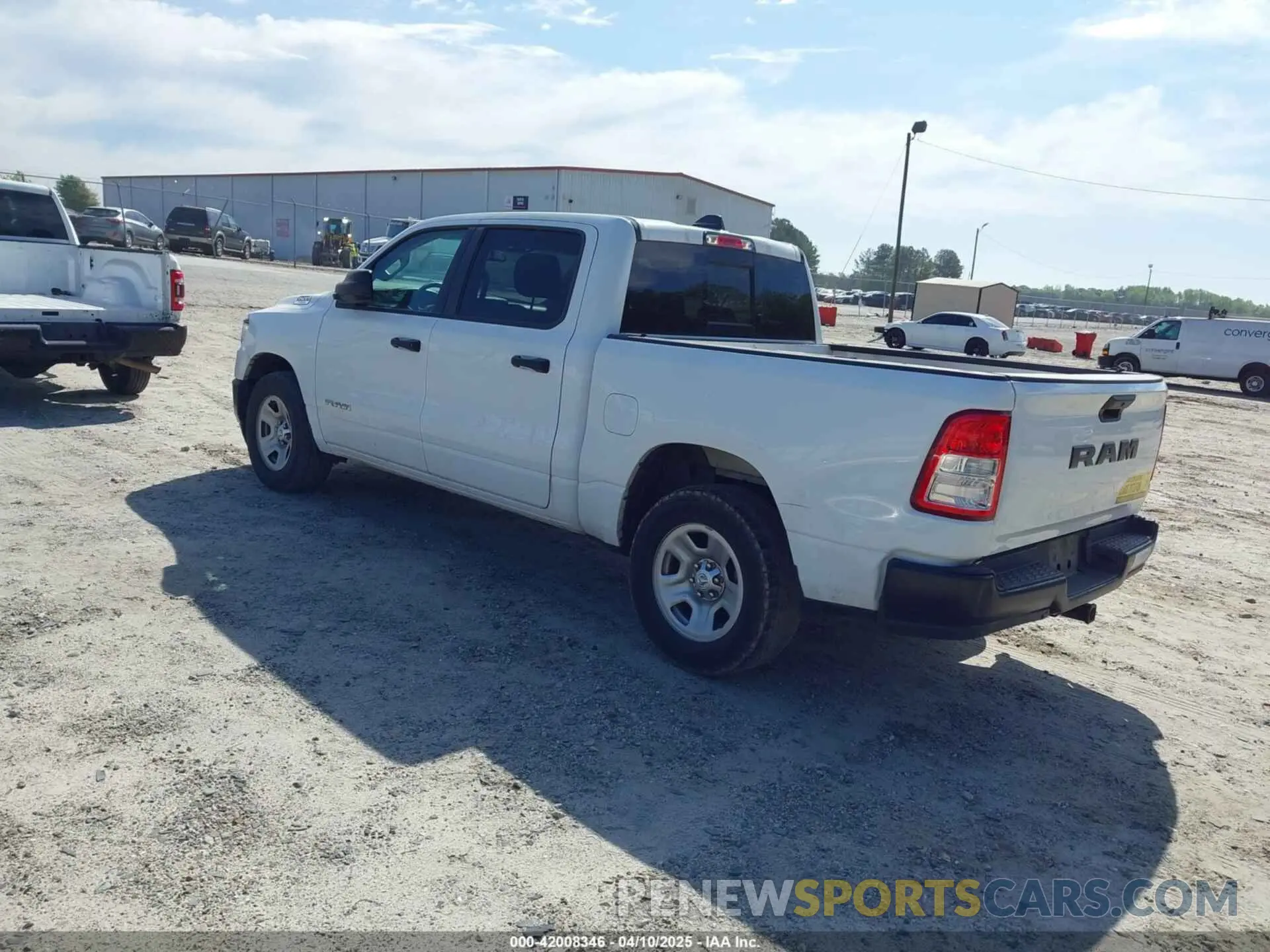 3 Photograph of a damaged car 1C6RREGG4MN690767 RAM 1500 2021