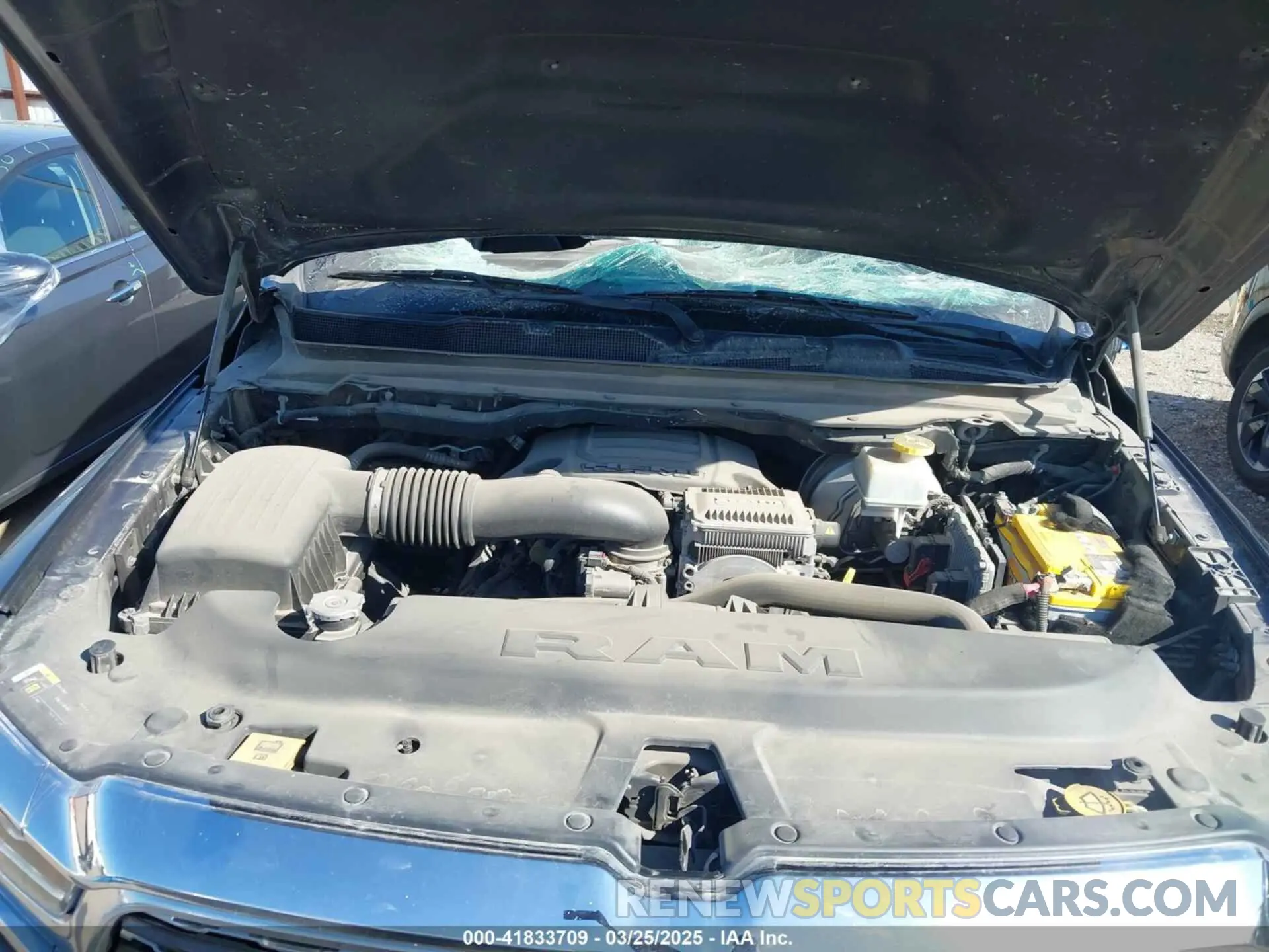 10 Photograph of a damaged car 1C6RREHT1MN711781 RAM 1500 2021