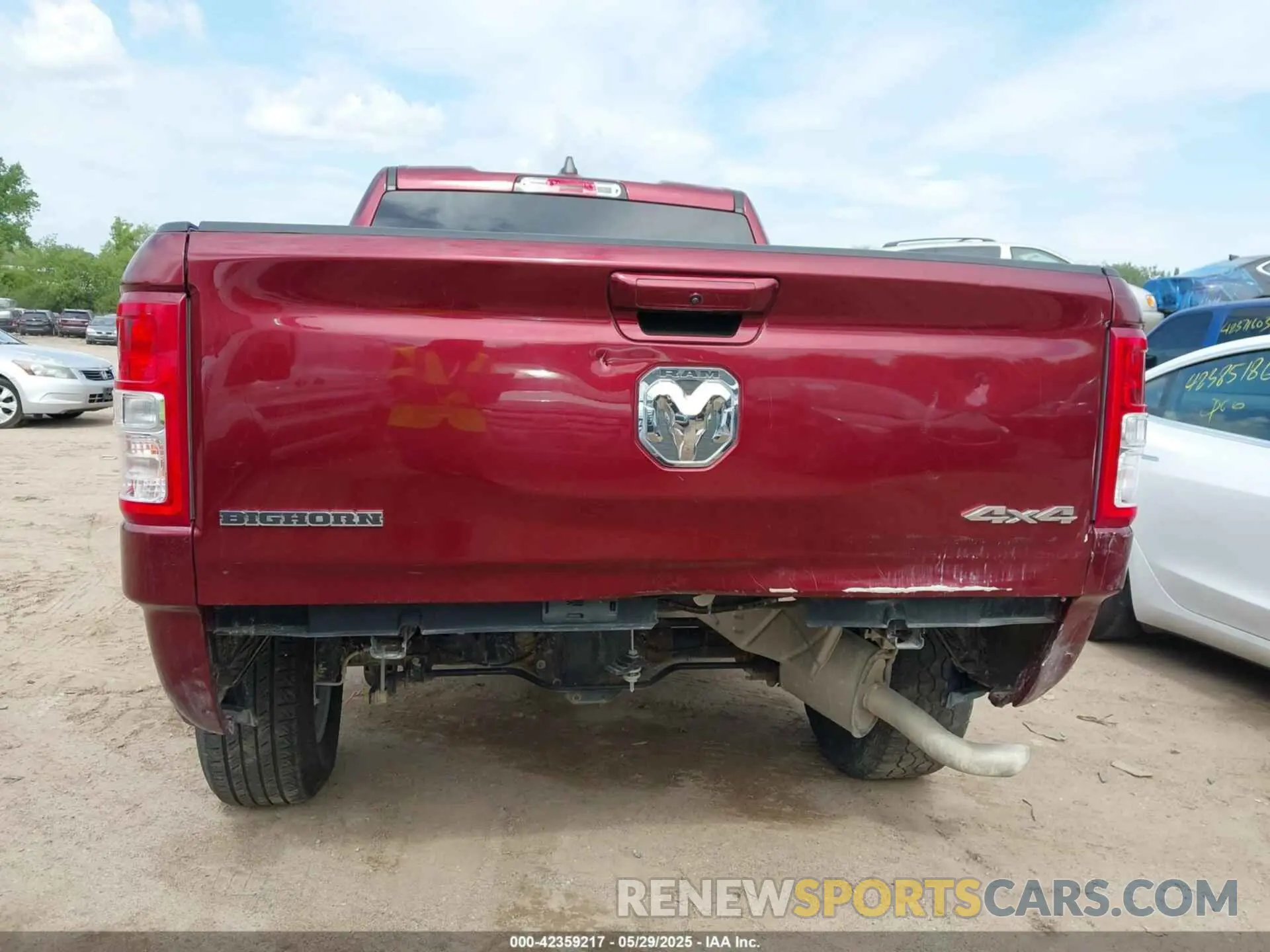 6 Photograph of a damaged car 1C6RRFBG0MN697843 RAM 1500 2021
