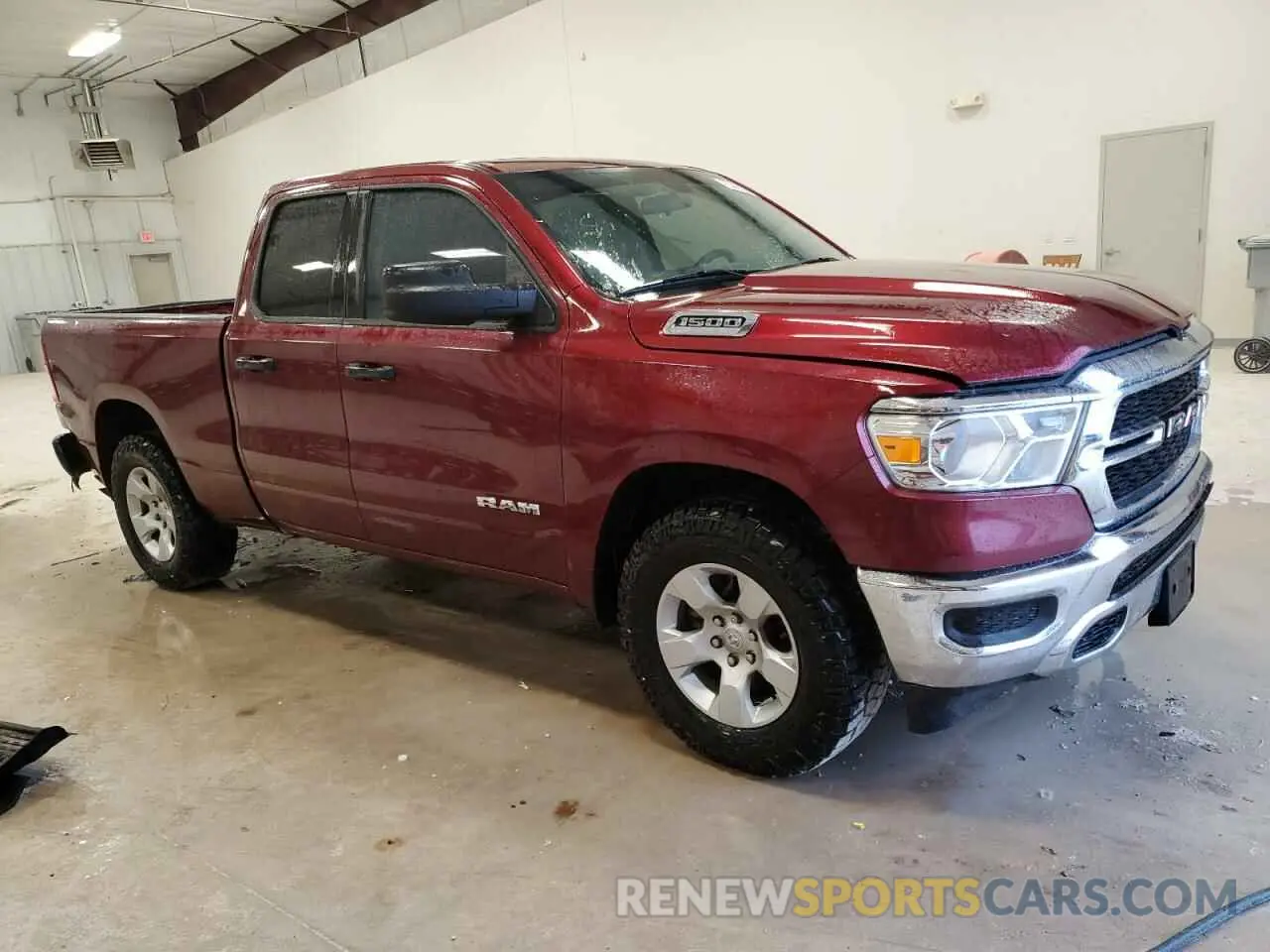 4 Photograph of a damaged car 1C6SRECG8MN543147 RAM 1500 2021