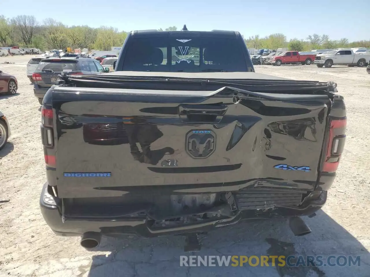 6 Photograph of a damaged car 1C6SRFBT0MN766089 RAM 1500 2021