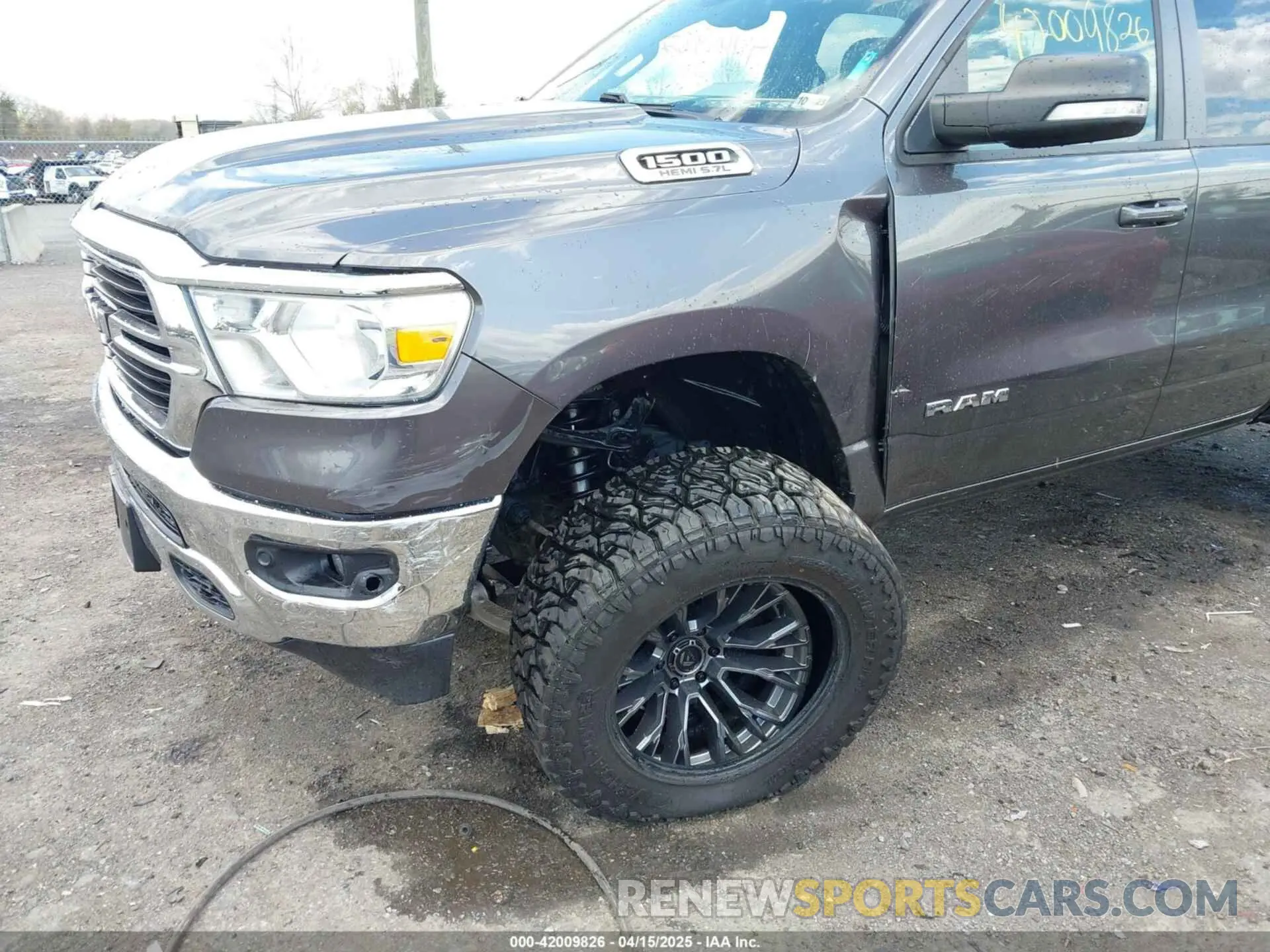 6 Photograph of a damaged car 1C6SRFBT2MN732087 RAM 1500 2021