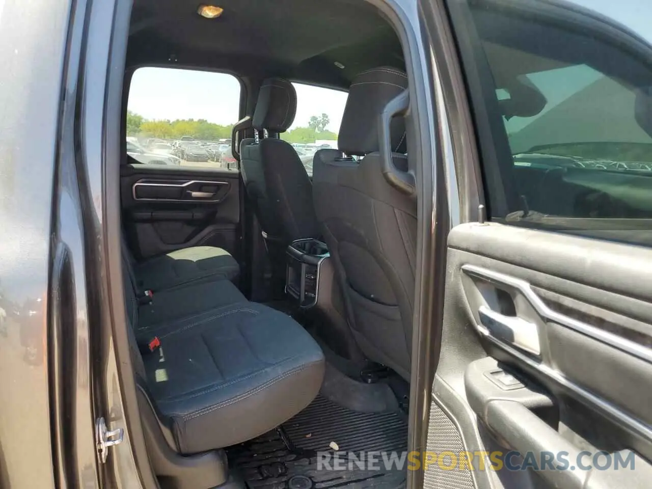 10 Фотография поврежденного автомобиля 1C6SRFBT5MN520090 RAM 1500 2021