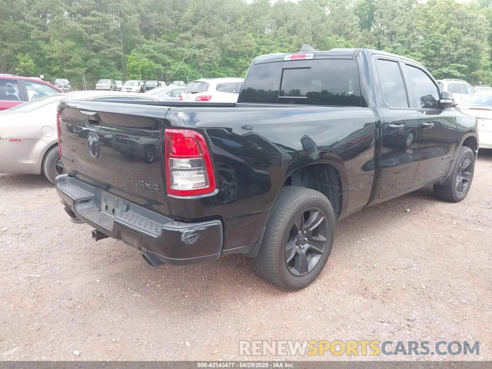 4 Photograph of a damaged car 1C6SRFBTXMN561041 RAM 1500 2021
