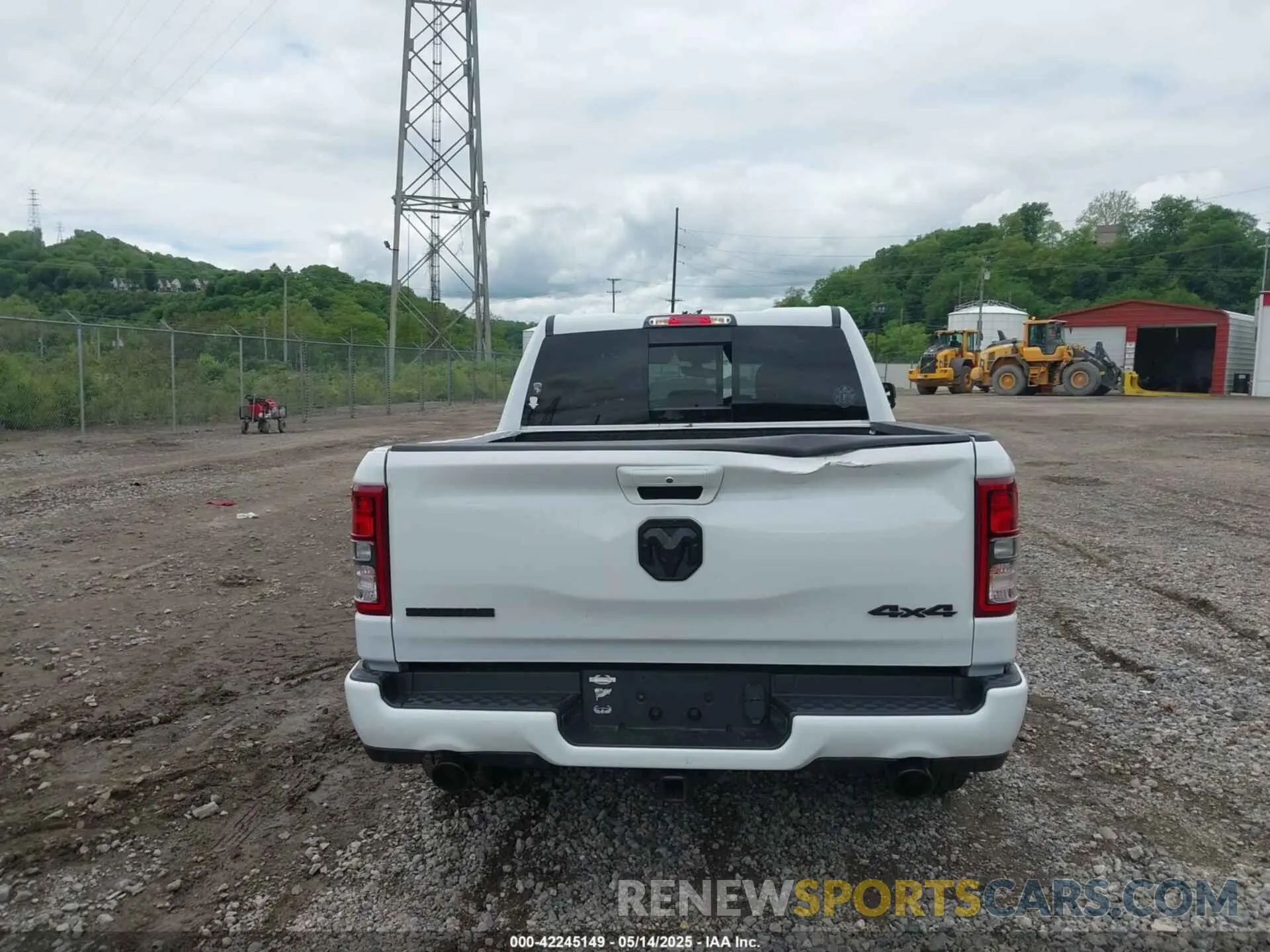 16 Photograph of a damaged car 1C6SRFFT0MN655651 RAM 1500 2021