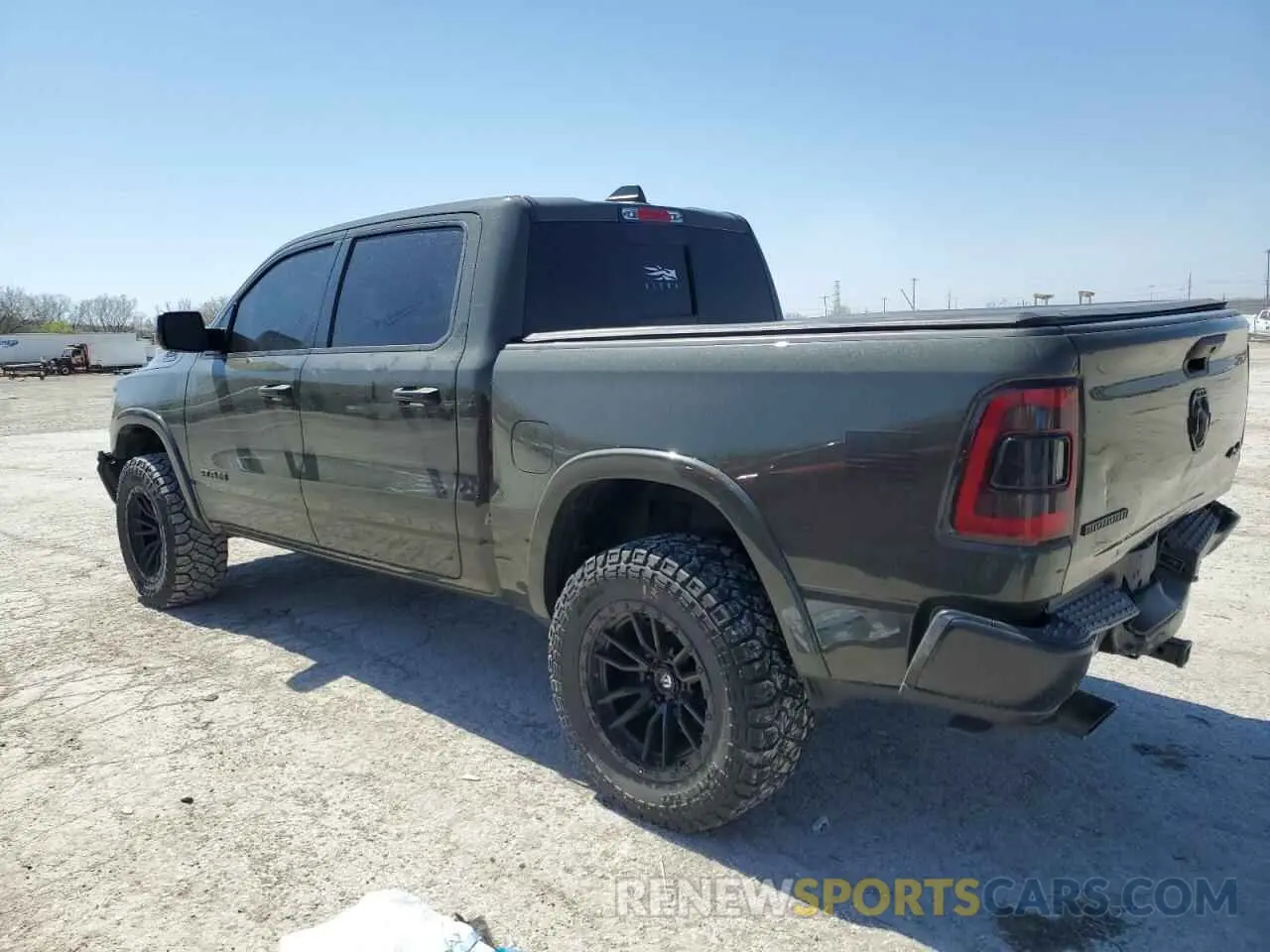 2 Фотография поврежденного автомобиля 1C6SRFFT3MN669527 RAM 1500 2021