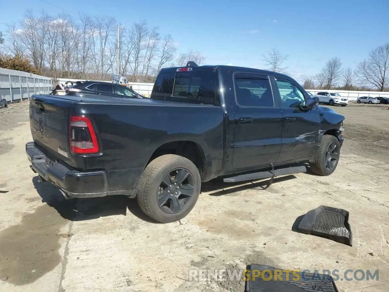 3 Фотография поврежденного автомобиля 1C6SRFFT4MN681069 RAM 1500 2021