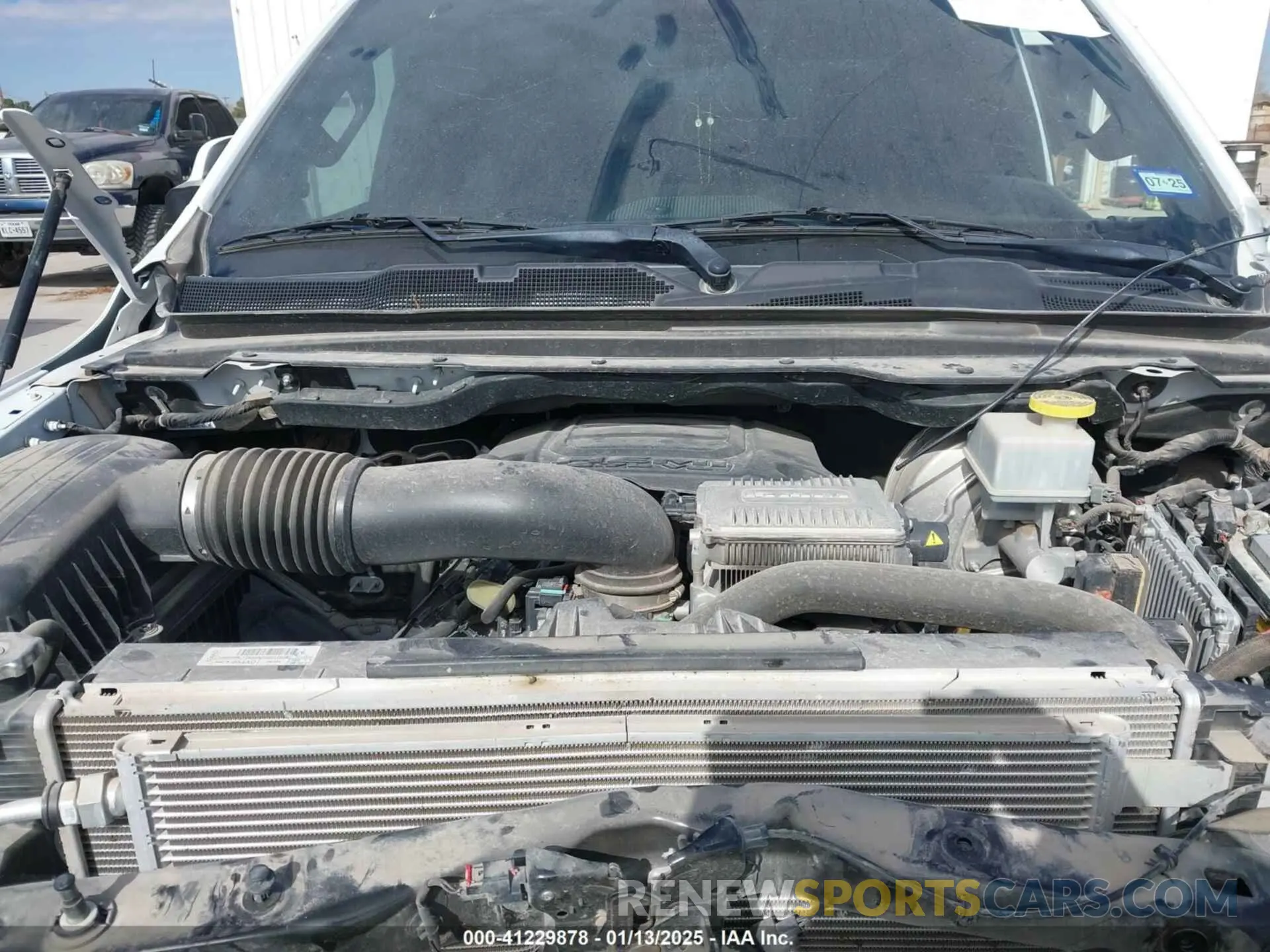 10 Photograph of a damaged car 1C6SRFFT5MN650476 RAM 1500 2021