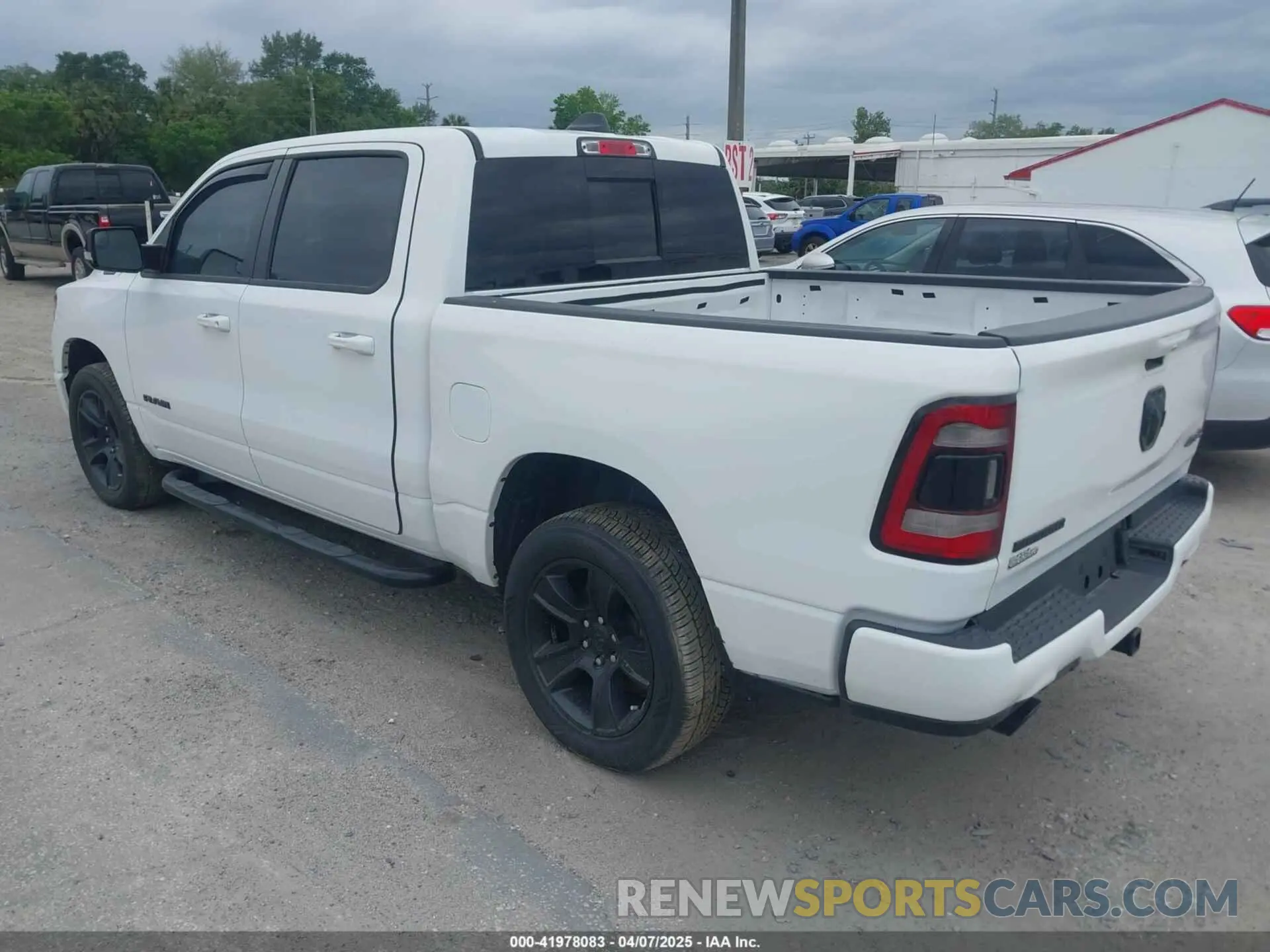 3 Photograph of a damaged car 1C6SRFFT5MN733681 RAM 1500 2021
