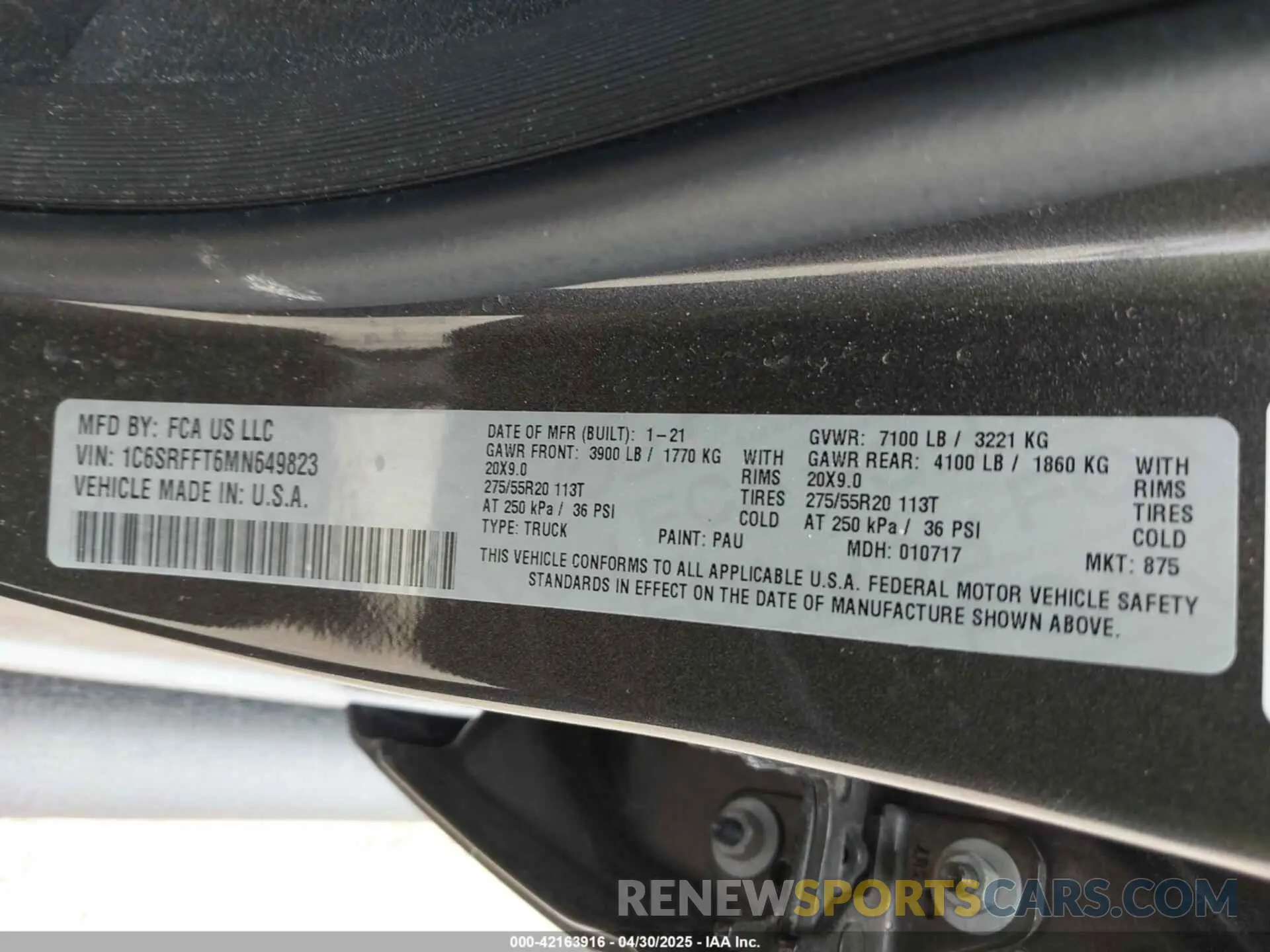 9 Photograph of a damaged car 1C6SRFFT6MN649823 RAM 1500 2021