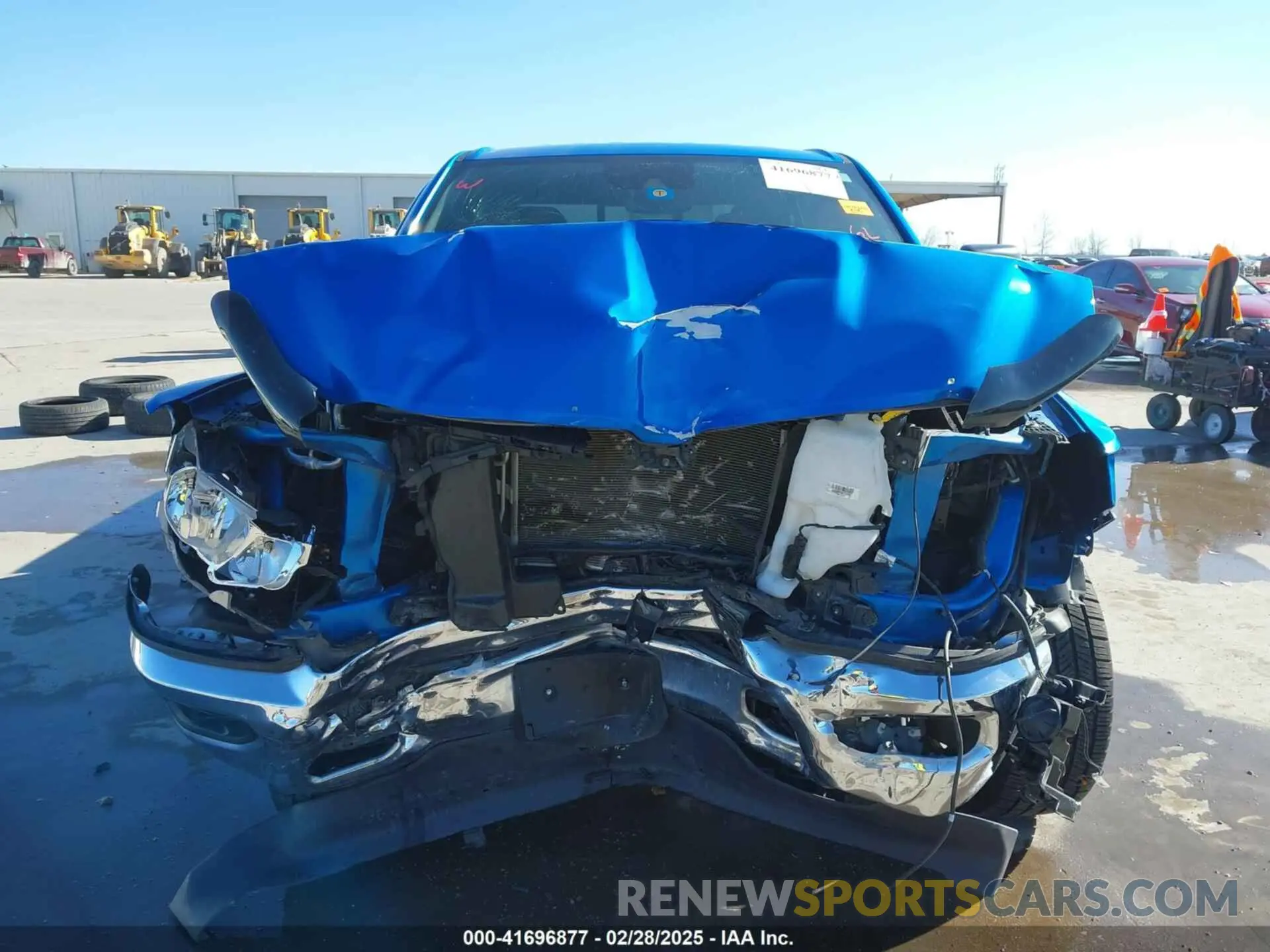 13 Photograph of a damaged car 1C6SRFFT9MN643370 RAM 1500 2021
