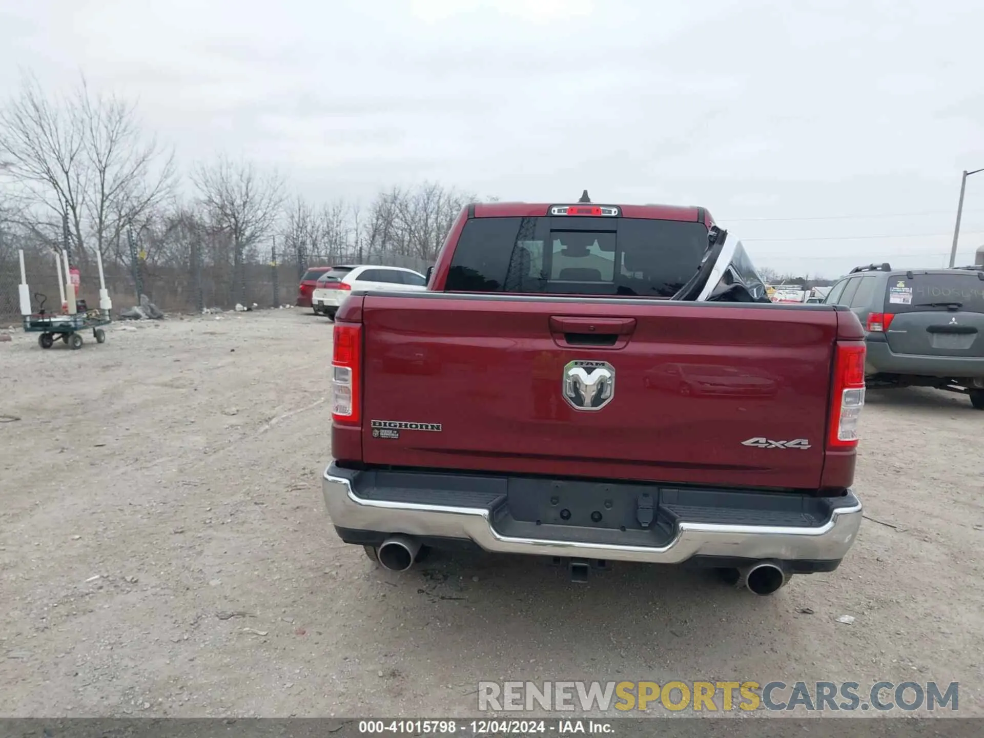 16 Photograph of a damaged car 1C6SRFFT9MN798520 RAM 1500 2021