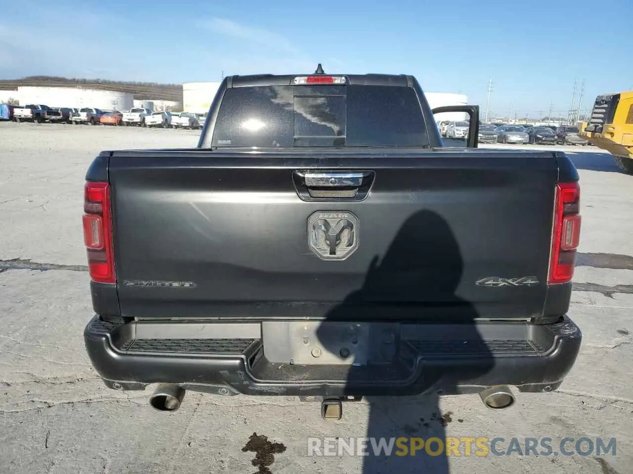 6 Photograph of a damaged car 1C6SRFHMXMN790741 RAM 1500 2021
