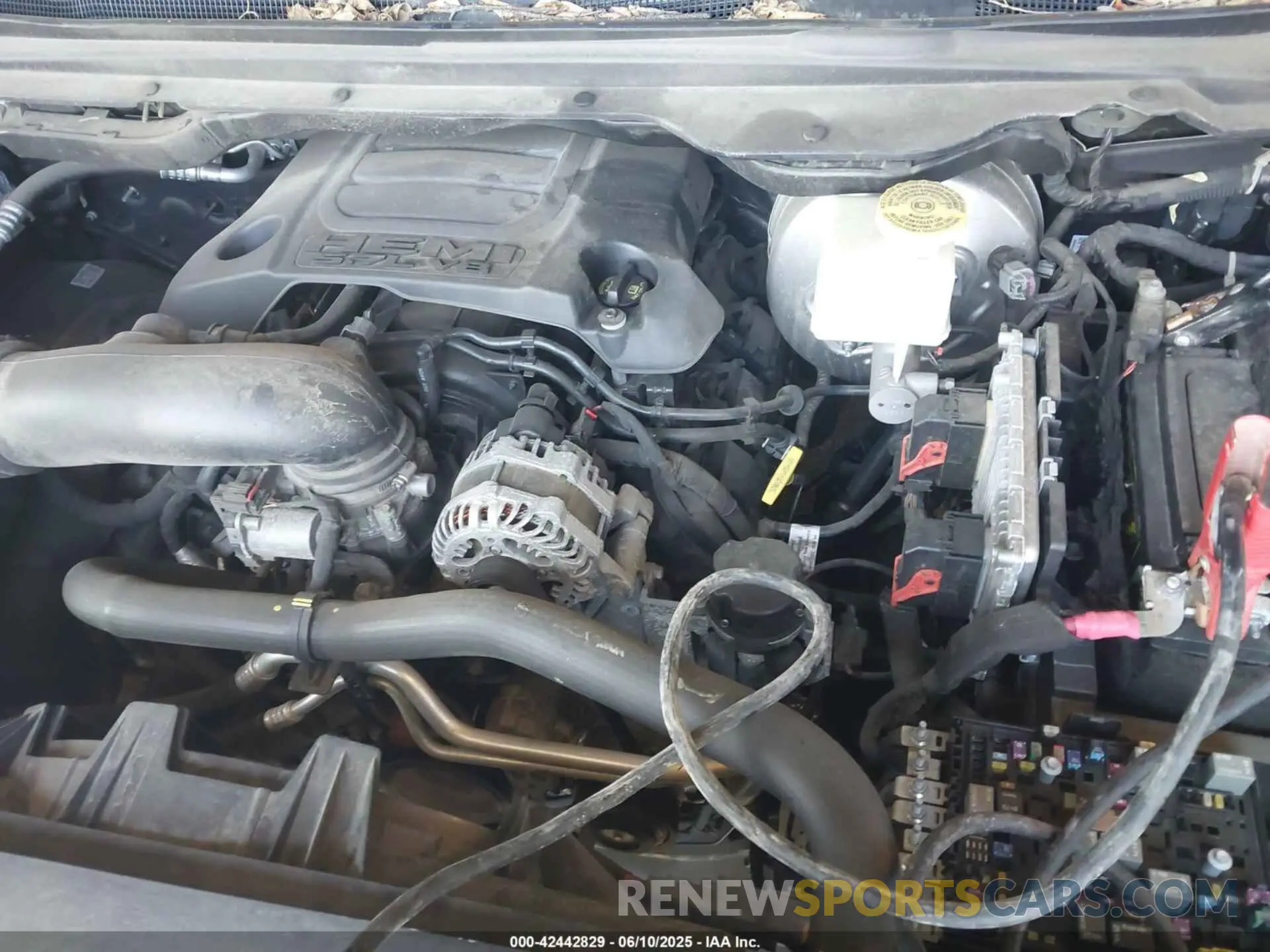 10 Photograph of a damaged car 1C6SRFHT7MN830717 RAM 1500 2021