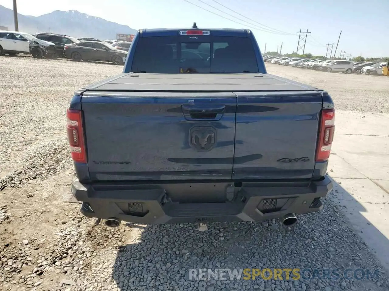 6 Photograph of a damaged car 1C6SRFHT8MN535156 RAM 1500 2021