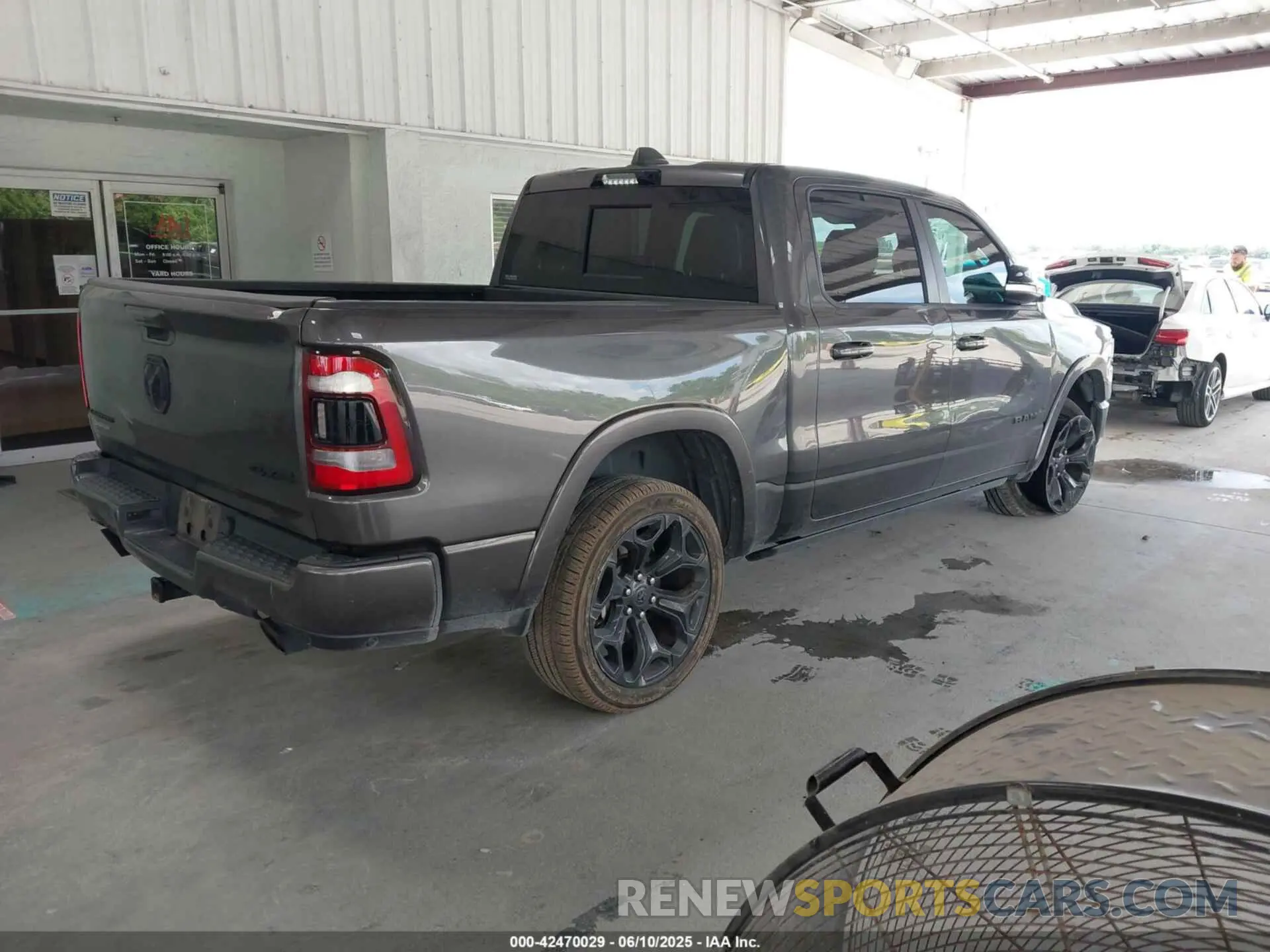 4 Photograph of a damaged car 1C6SRFHTXMN536566 RAM 1500 2021
