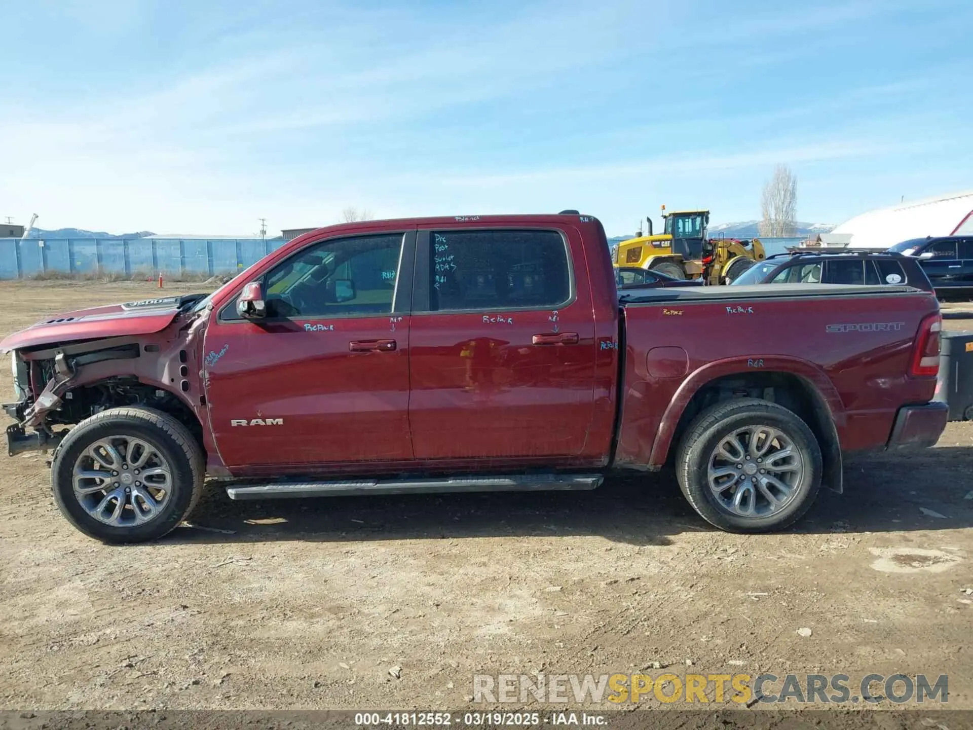 15 Photograph of a damaged car 1C6SRFJT2MN525409 RAM 1500 2021