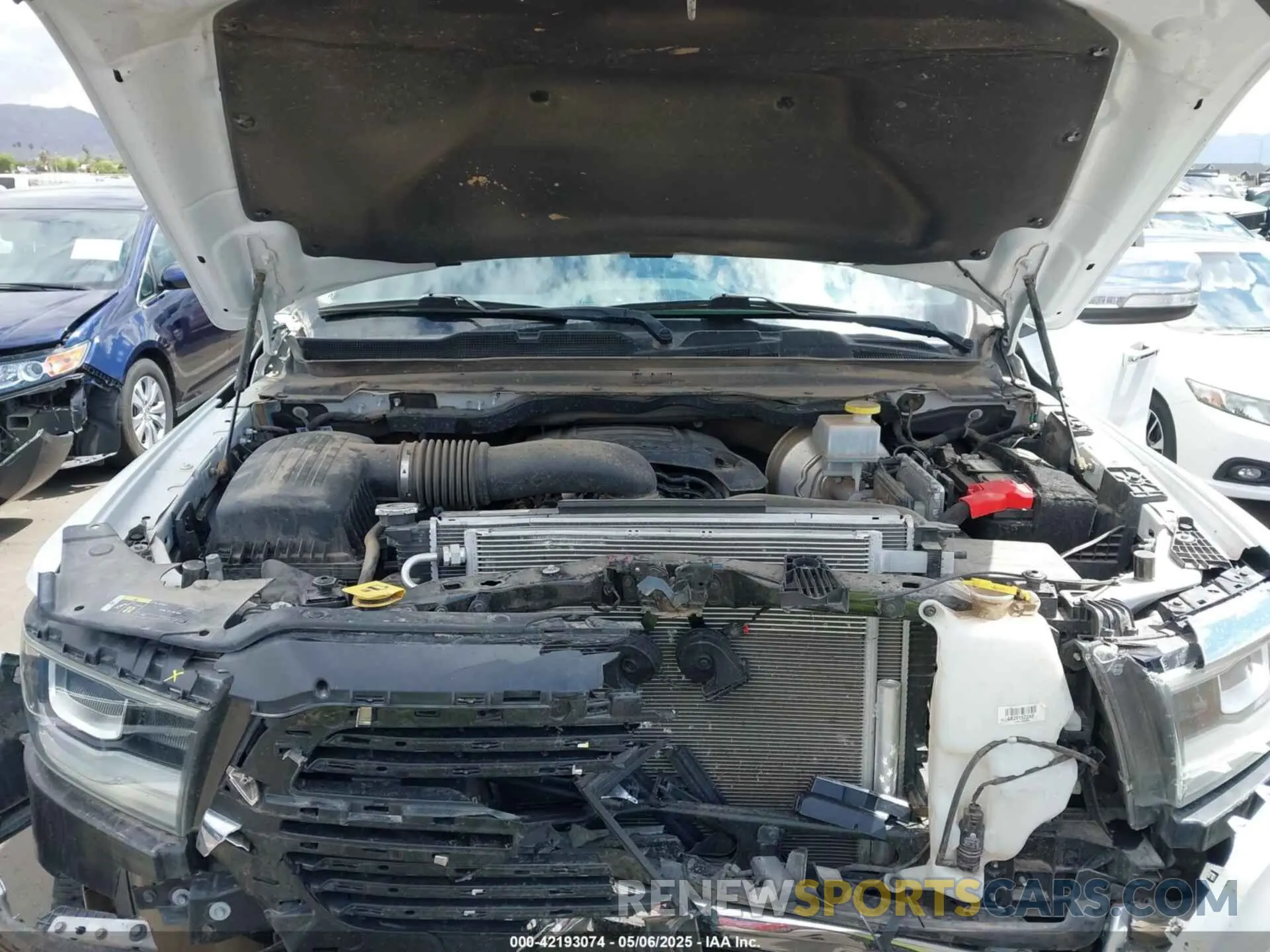 10 Photograph of a damaged car 1C6SRFJT2MN682437 RAM 1500 2021