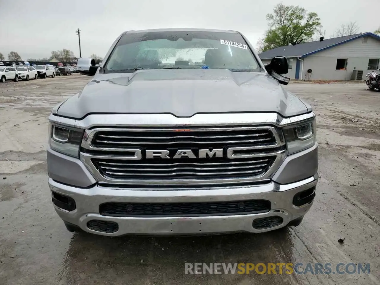 5 Photograph of a damaged car 1C6SRFJT3MN636051 RAM 1500 2021